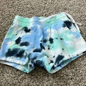Shorts size medium